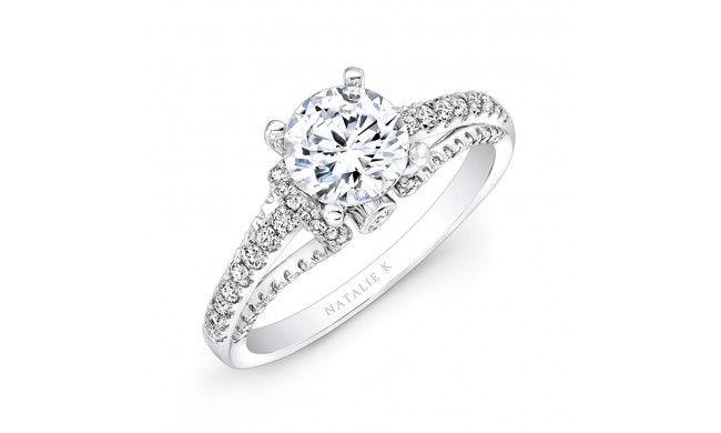 18k White Gold Prong and Bezel Round Diamond Engagement Ring