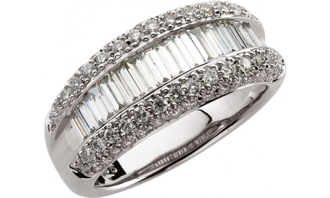 14K White 1 1/2 CTW Diamond Ring
