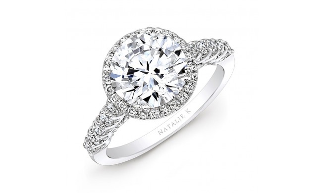 18k White Gold Diamond Halo Engagement Ring