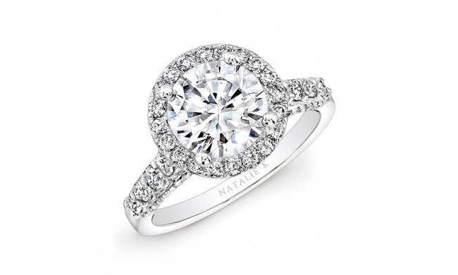 18k White Gold Diamond Halo Engagement Ring