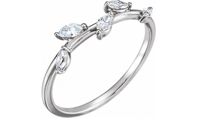 14K White 1/4 CTW Diamond Leaf Ring