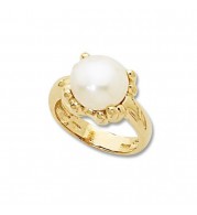 14K Yellow Gold Pearl Ring