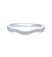 Gabriel & Co. 14k White Gold Contemporary Curved Wedding Band