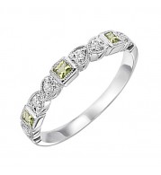 Gems One 10Kt White Gold Diamond (1/12Ctw) & Peridot (1/6 Ctw) Ring