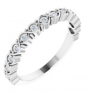 14K White 1/6 TW Diamond Anniversary Band