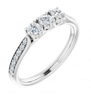 14K White 1/3 CTW Diamond Anniversary Band