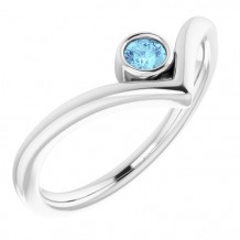 14K White Aquamarine Solitaire Bezel-Set V Ring