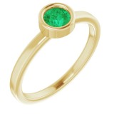 14K Yellow 4.5 mm Round Emerald Ring photo